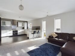 Flat 4 Seaview Court,12 Seaview Road